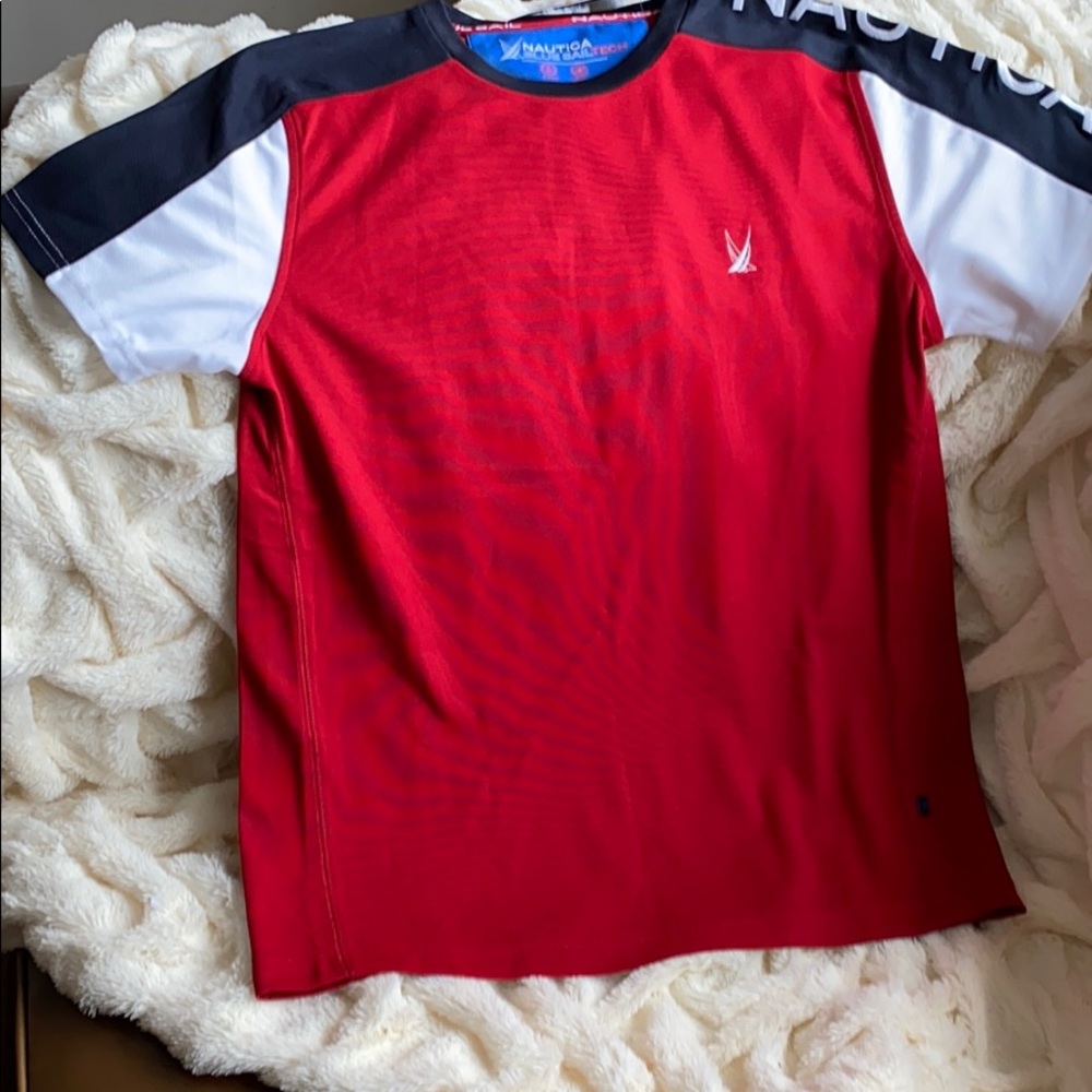Men’s stain resistant, new Nautica shirt